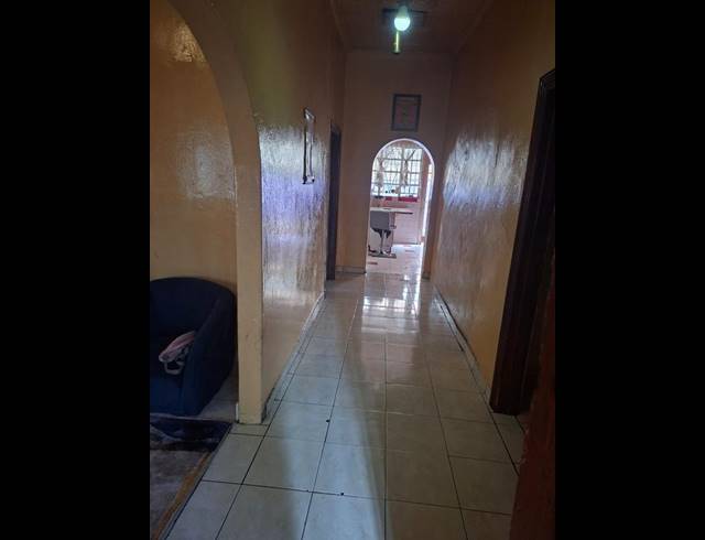 3 BEDROOM HOUSE FOR SALE IN MAYFAIR